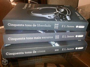 Trilogia-Cinquenta-tons-de-cinza-R30-20140202234819