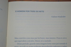 O prefácio de Giuliano Manfredini, filho de Renato, é uma das partes mais emocionantes do livro.