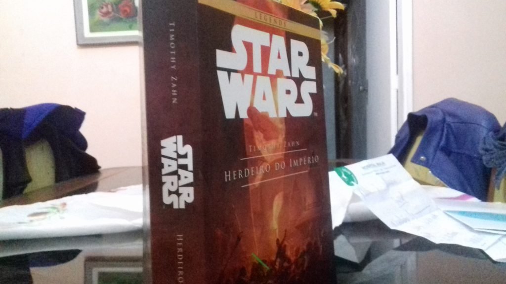 Todos os livros, HQ´S, jogos e afins que tenham o selo Legends são histórias reconhecidas oficialmente do Universo Expandido de Star Wars