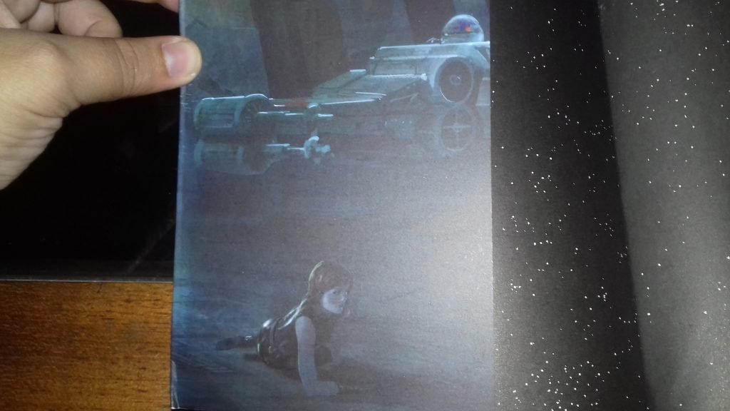 Detalhe da orelha do livro: Mara Jade e R2-D2 no X-Wing de Luke