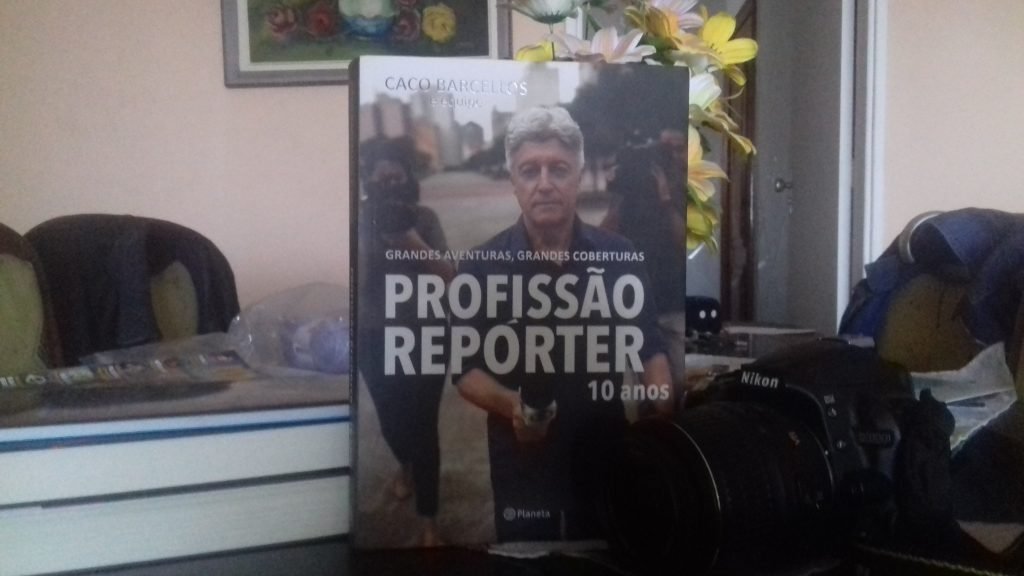 Capa do livro. A câmera é enfeite, não brinde, viu?