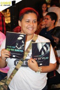 CasalAficcionado_A_Menina_Comprava_livros_043