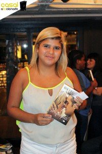 CasalAficcionado_A_Menina_Comprava_livros_049